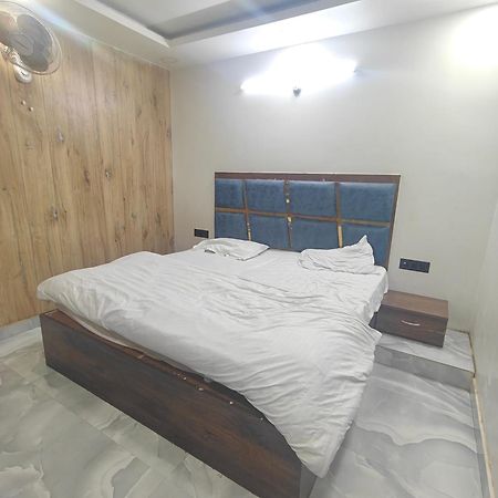 Hotel Love Inn Lucknow Buitenkant foto